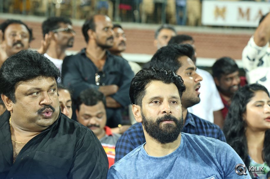 Celebs-at-Nadigar-Sangam-Lebaras-Natchathira-Cricket-Match